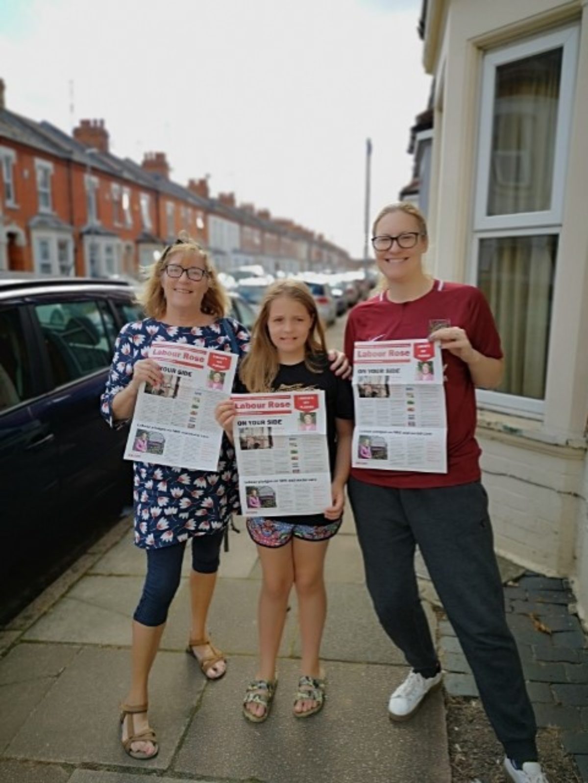 Thanks to Sally Quinn and family - leafleting in the sunshine